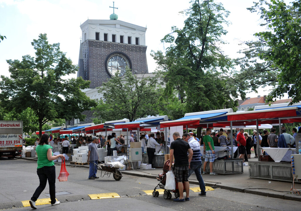 Прага. Фермерский рыной Йиржак